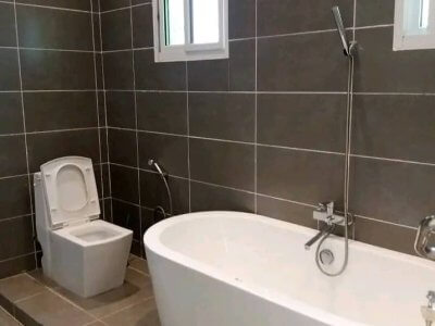 À louer – Villa de standing avec piscine à Mpita (Zone Brasserie)