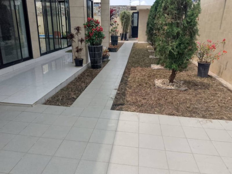 Villa piscine Hyper Connectée